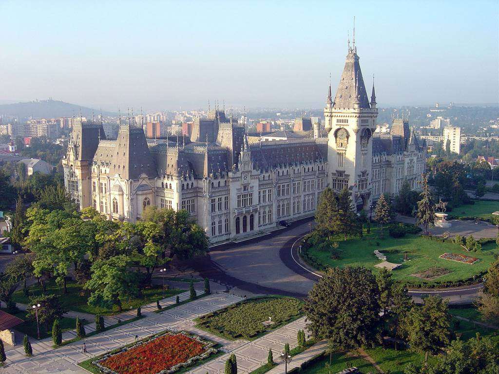 palace of culture iasi 1 brasov travel